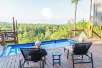 Heated Pool-Sauna-Mountain Views-Hot Tub-Game Room