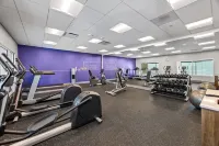 Holiday Inn Express & Suites MARINETTE by IHG - Gym