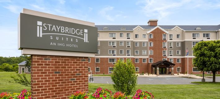 Staybridge Suites HARRISBURG HERSHEY by IHG Ξενοδοχεία στην πόλη Dauphin County