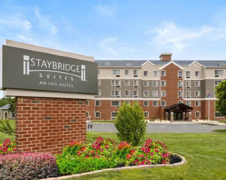 Staybridge Suites HARRISBURG HERSHEY by IHG Hotels in Dauphin County