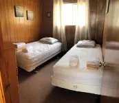 Mallard #6 Graceland Cottages