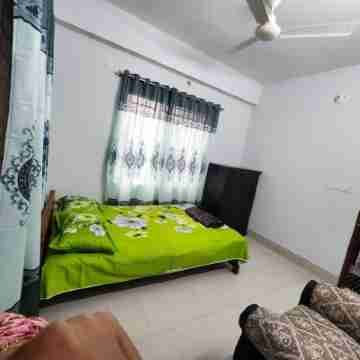 Charming 2-bedroom Apartment with WiFi, AC in pleasant Bashundhara, Dhaka. Rooms