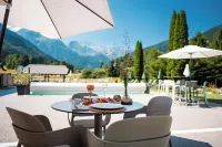 Hôtel Restaurant Le Madame Hotels in Allevard