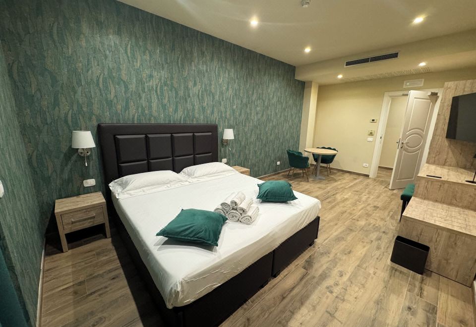 Ricaroka Hotel - Housity