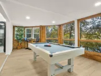Modern Lakeside Mountain Retreat With Cabin Charm Hotels in Rockfish