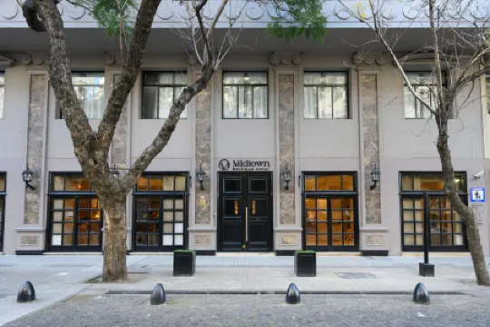 Unique Executive Central