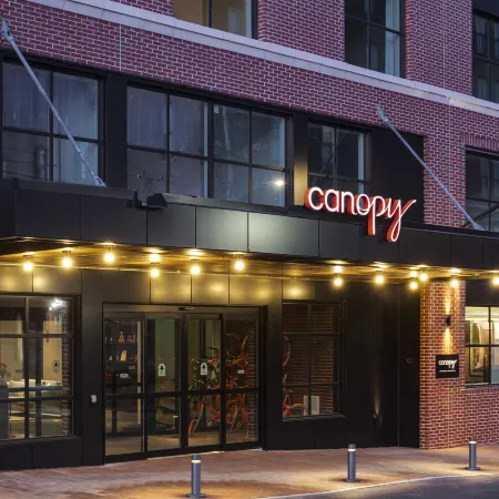Canopy by Hilton Portland Waterfront