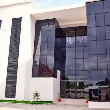 Ridge Ville Apartment by Platinum