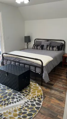 Private Apartment in the Woods