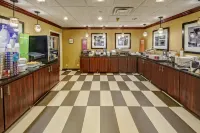 Hampton Inn Corinth - Bữa sáng