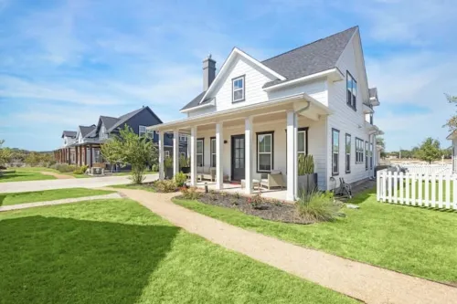 Enchanting 3-bedroom house with WiFi in Driftwood