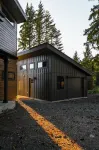 Modern Mountain Mini House- studio house w/ sleeping loft Packwood with WIFI, AC