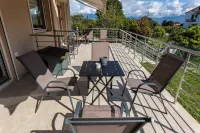 Dream Day VillaCharming 3-bedroom villa with AC, WiFi in amazing Psathopirgos فنادق في Psathopirgos