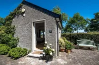 The Stables at Ballygraffan, outside. Comber - Harry's Stable Hotel a Newtownards