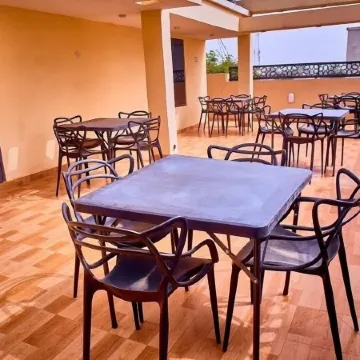 Prima Apartment
