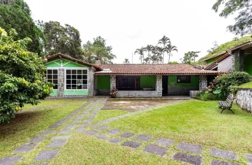 7 bedroom farm, up to 20 people or more, Vassouras RJ. Pets allowed, Sítio Malabaku