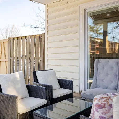 Cozy One-Bed Apartment in Heart of Herndon