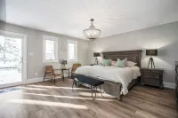 Shadow Creek Luxury Cottage