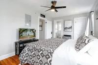 Cozy 1-bedroom apartment in lovely Mobile with WiFi, AC