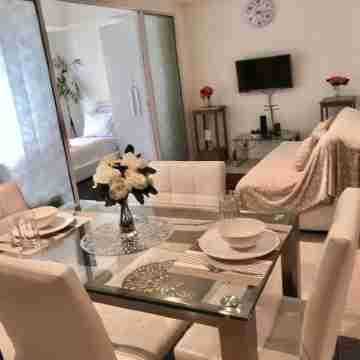 Premium Penthouse: 2BR/2BATH Maldives Azure Resort Rooms