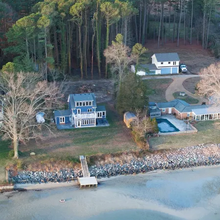 Charming Riverside Cottage w/Optional Guest House