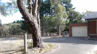 Cwm Fferm Country Bungalow is perfectly situated central Bellarine Peninsula VIC Hotels in Drysdale