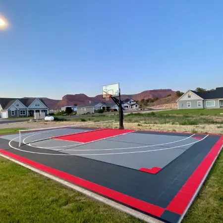 Spacious 6-bedroom house in charming Kanab with WiFi, AC and outdoor amenities