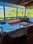 Enchanting zen home for friends and family, sleeps up to 8, kid friendly!
