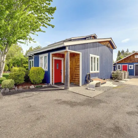 Bellingham Vacation Rental w/ Private Deck