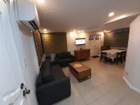 Minutes to Enchanted Kingdom park and Tagaytay -Great for Staycation! Hotel a Binan