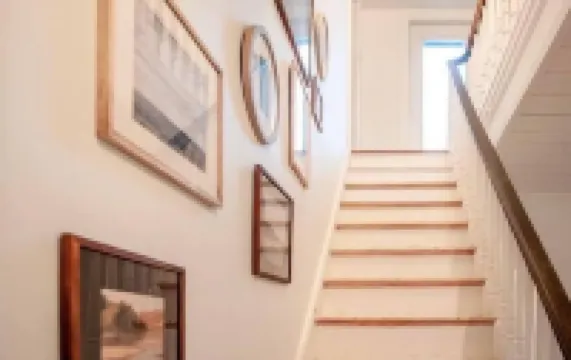 Beautiful Old Home by the Beach Hotels in Kings County