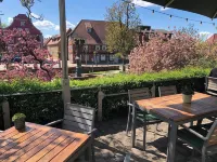 Quiet vacation home in the center of Lübz Mecklenburg Lake District Carport harbor Hoteles en Lübz