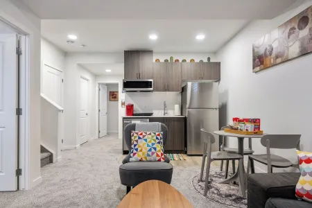 Enjoy the elegance  of this 2 bedroom apartment