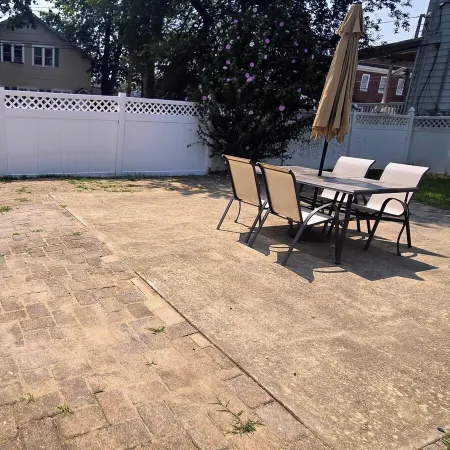 Family-Friendly 3-Bedroom/2.5-Bath House Near NYC Manhattan and MetLife Stadium