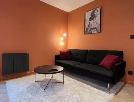 Léa Room - Romantic B&B Отели в г. Бургебюс