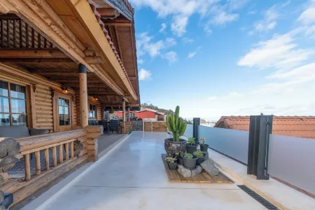 Cabin Tranquil Organic Heated Pool