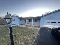 Welcome to Himalayan Chill House Hotels near Pocono Peddler's Village Antique Mall