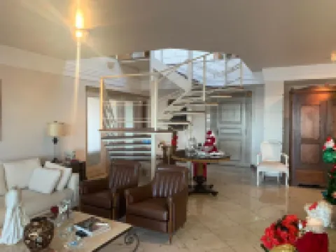 Cobertura Duplex na Praia do Canto em Frente ao mar