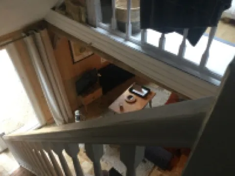 Duplex studio with small garden at the foot of the château