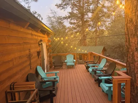 Cool Western Cabin & A Short Walk Whiskey Row