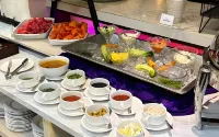 Daima Hotel Padang - พร้อมอาหารเช้า