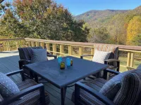 Experience a Frank Lloyd Wright-Inspired Escape in Northeast Georgia