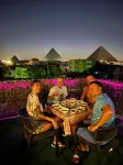 Jana Pyramids view inn