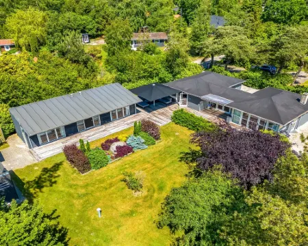 "Rother" - 50m from the Sea Hoteles en Idestrup