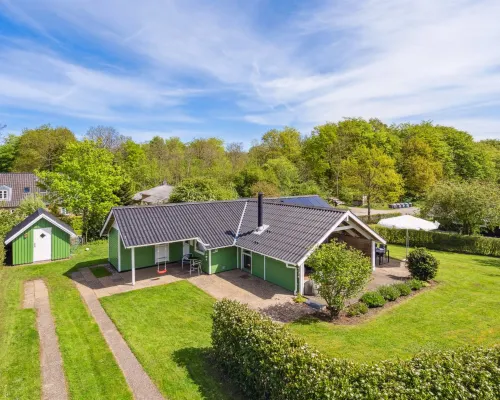 "Esther" - 500m from the Sea Hotels in Egernsund