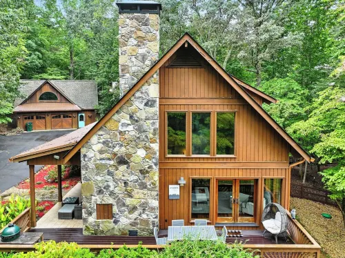 Rest & Relaxation in Remote Cabin on 10 Acres