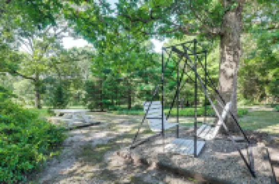 Secluded Crown Point Haven Near Golfing & Parks! Hotels in Crown Point