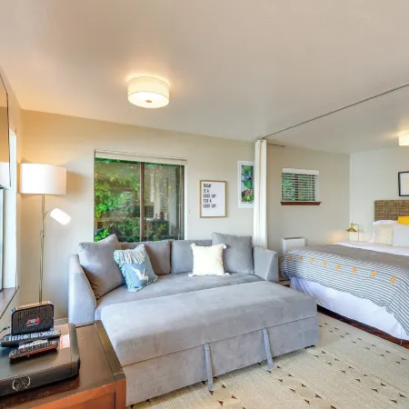 Waterfront Allyn Retreat w/ Guest House & Beach!