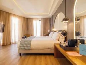 Le Square By Onomo Collection