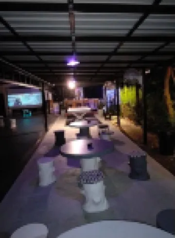 Crowd free own pace and space